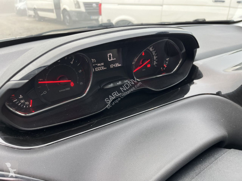 Véhicule utilitaire Peugeot