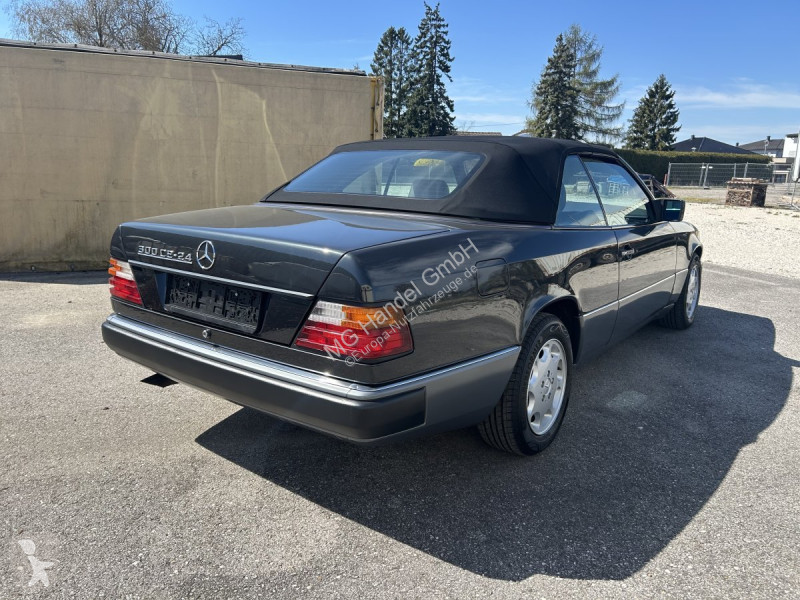 Furgoneta Mercedes E 300 Cabrio 24V