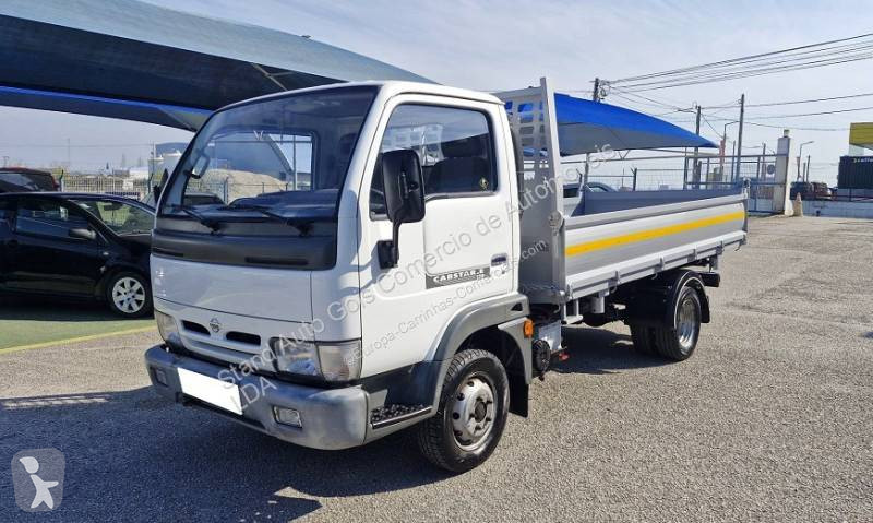Nissan  van