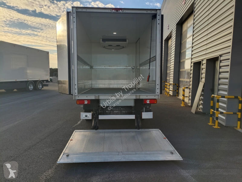 Véhicule utilitaire Iveco FRIGO POSITIF/NEGATIF...