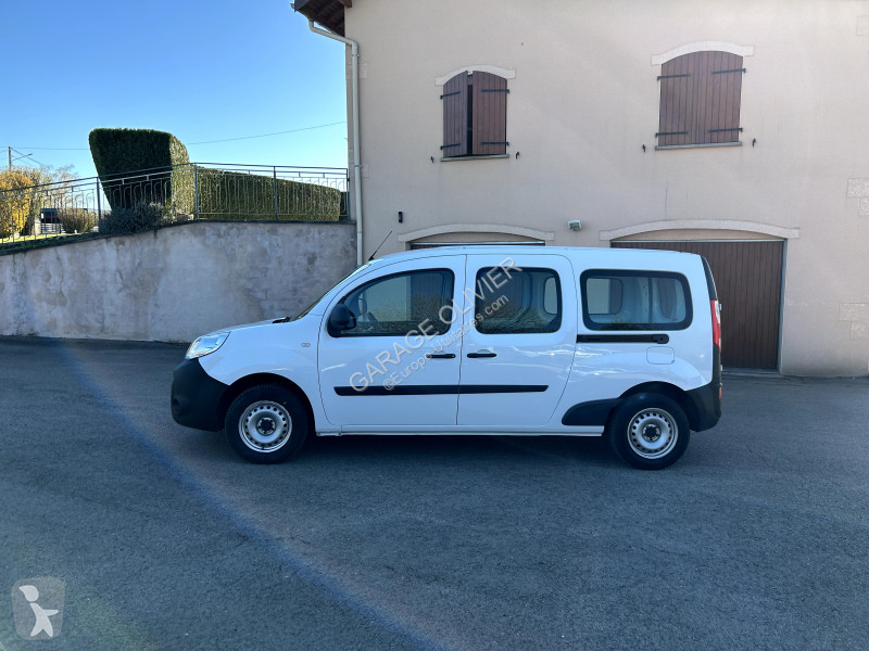 Véhicule utilitaire Renault Maxi Grand Volume...