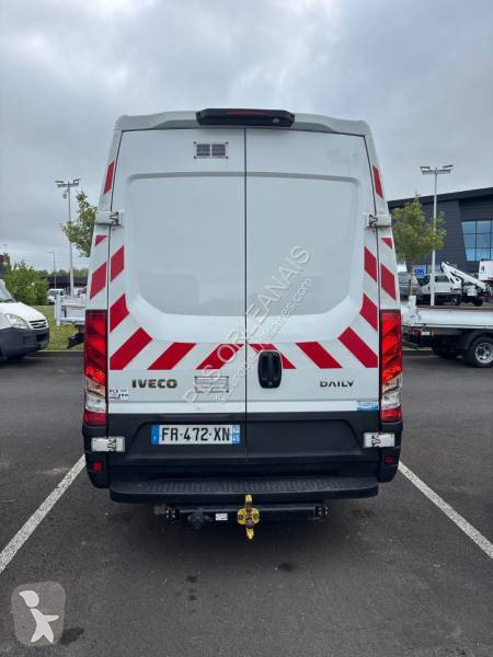 عربة نفعية Iveco