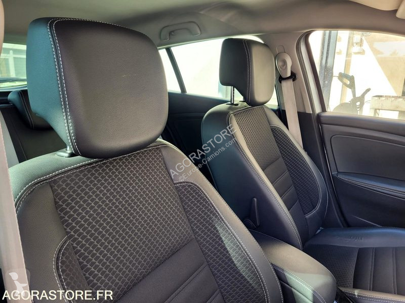 عربة نفعية Renault MEGANE