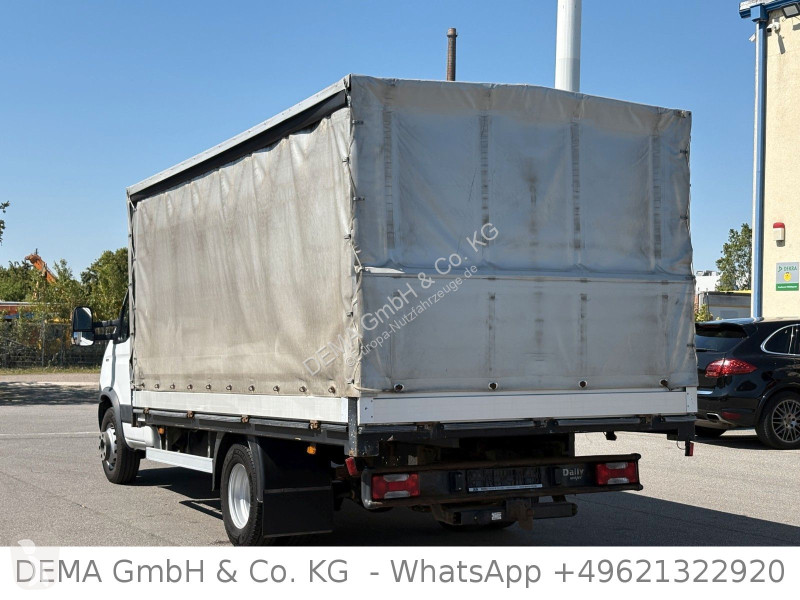 عربة نفعية Iveco...