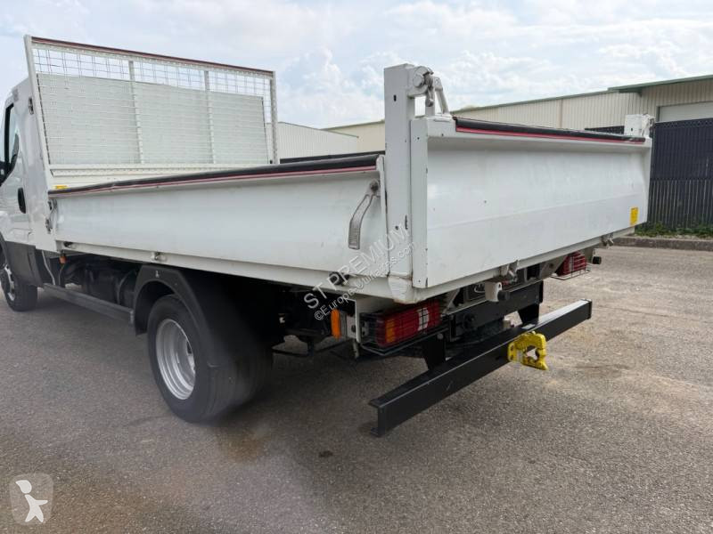 Véhicule utilitaire Iveco