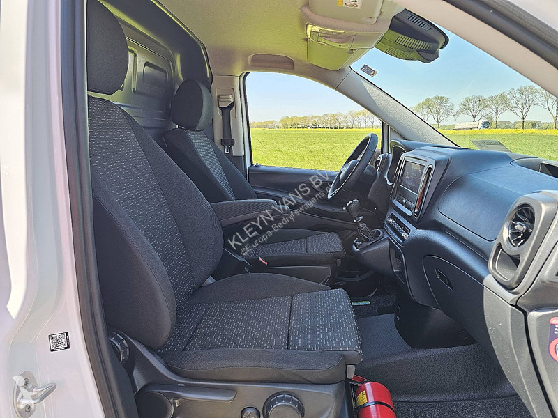 Furgoneta Mercedes 110 Veba box XL EURO6