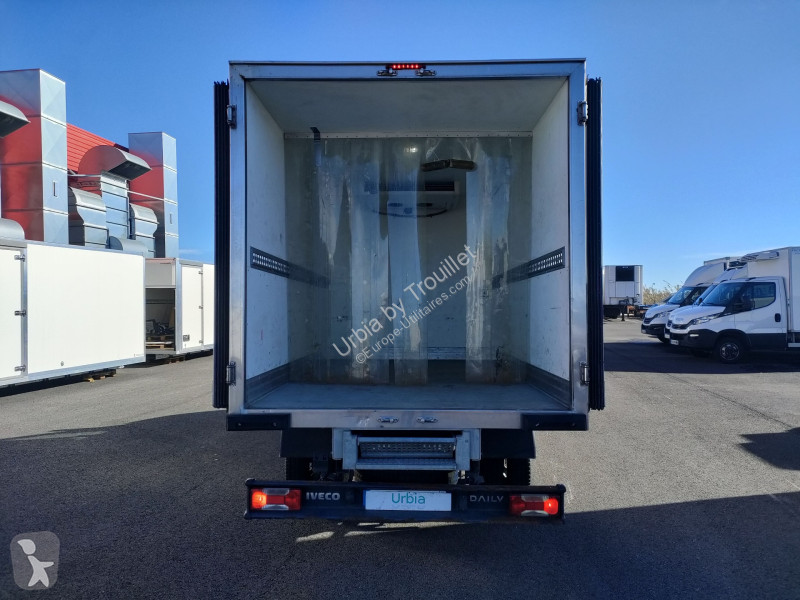 Iveco FRIGO OPTION HAYON - 12M3 140 CV RJ...