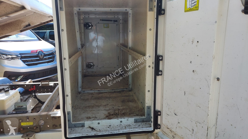 عربة نفعية MAN TGE BENNE ALU CALVET 6 PLACES...