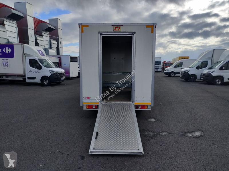 Samochód dostawczy Renault MASTER...
