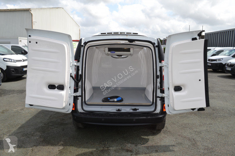 Véhicule utilitaire Renault RENAULT KANGOO II...