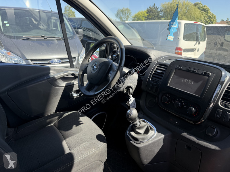 Véhicule utilitaire Opel VIVARO FG F2700 L1H1...