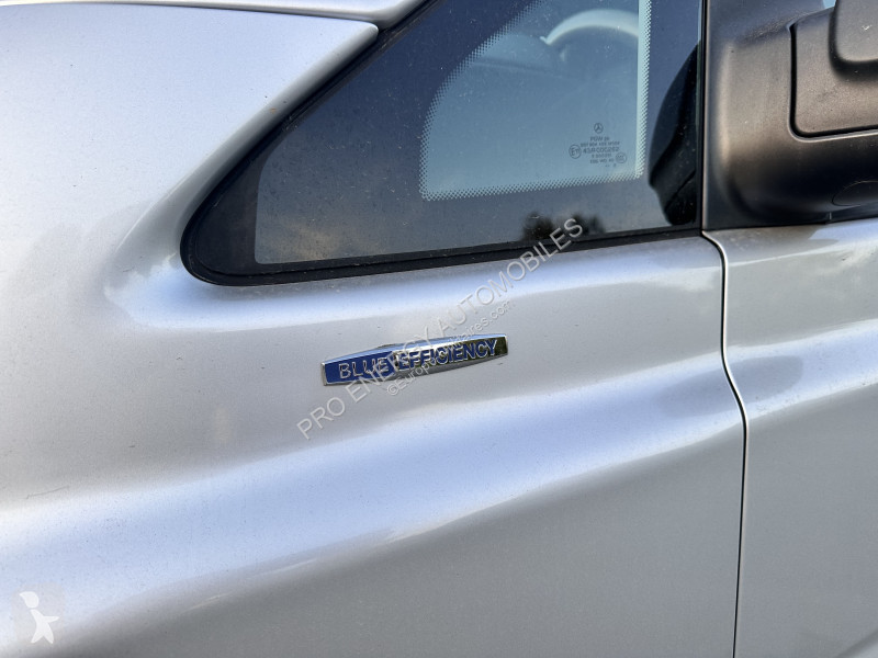 Véhicule utilitaire Mercedes VITO FG  LONG 2T8