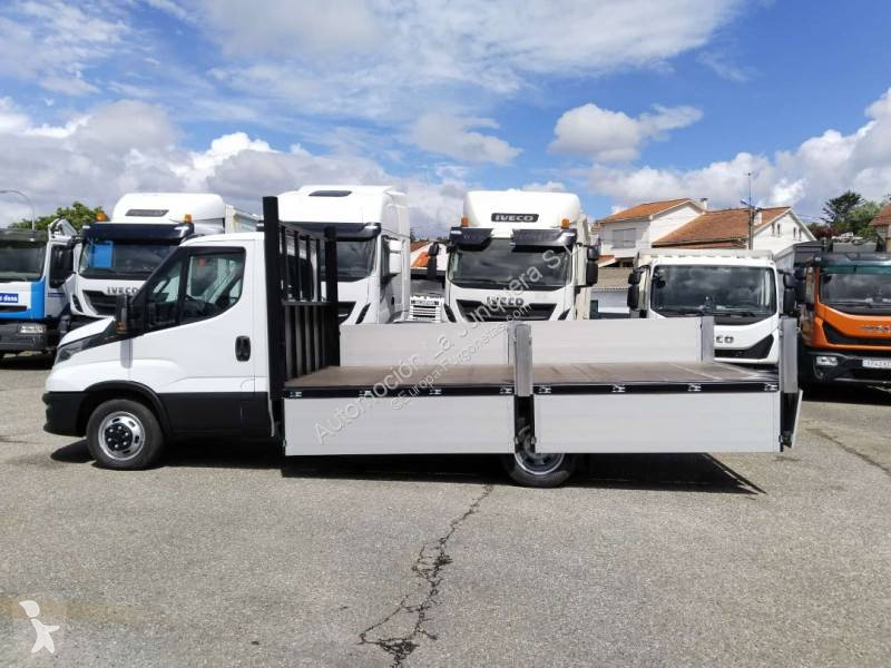 عربة نفعية Iveco