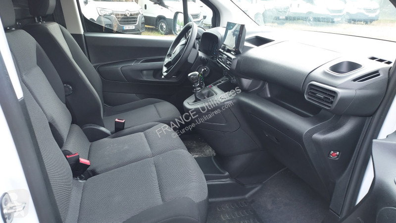عربة نفعية Citroën BERLINGO VAN 3 PLACES XL...