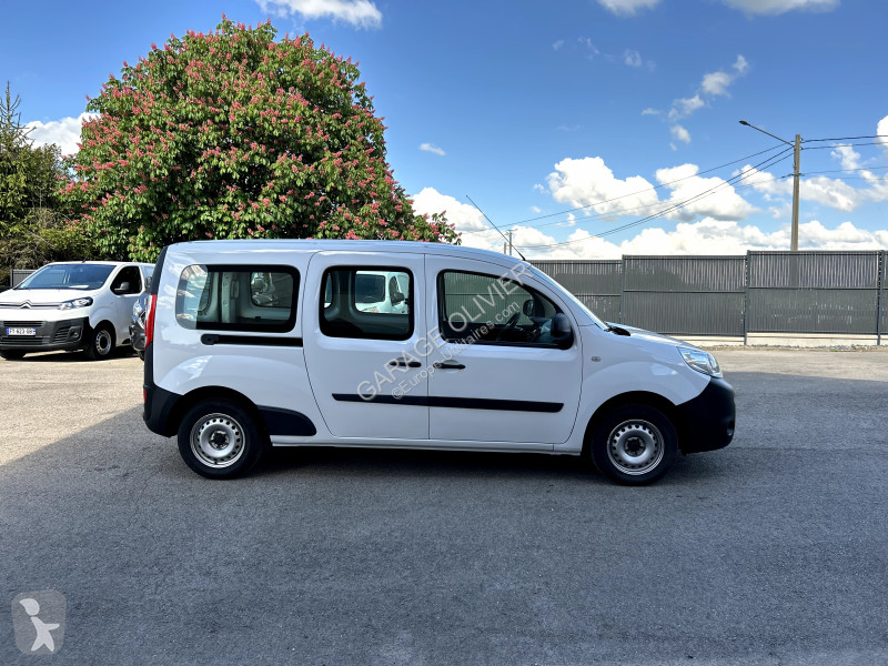 Véhicule utilitaire Renault Maxi Grand Volume...