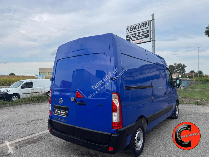 Veicolo commerciale Nissan