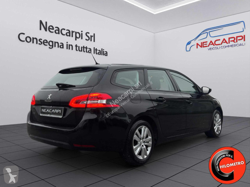 عربة نفعية Peugeot