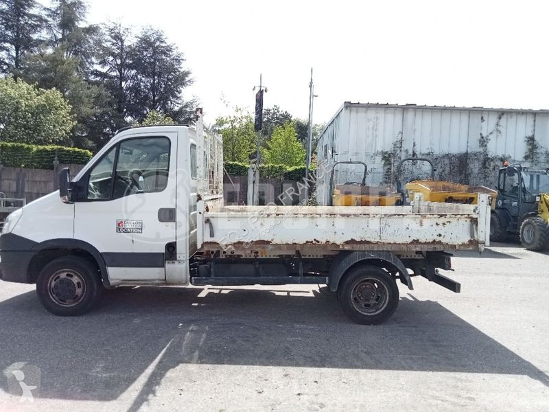 Véhicule utilitaire Iveco 35C11