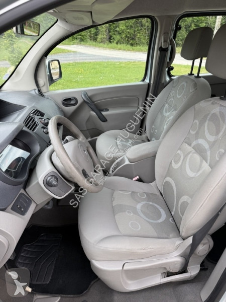 Véhicule utilitaire Renault KANGOO II 1.6 90CH...