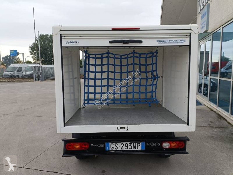 Samochód dostawczy Piaggio