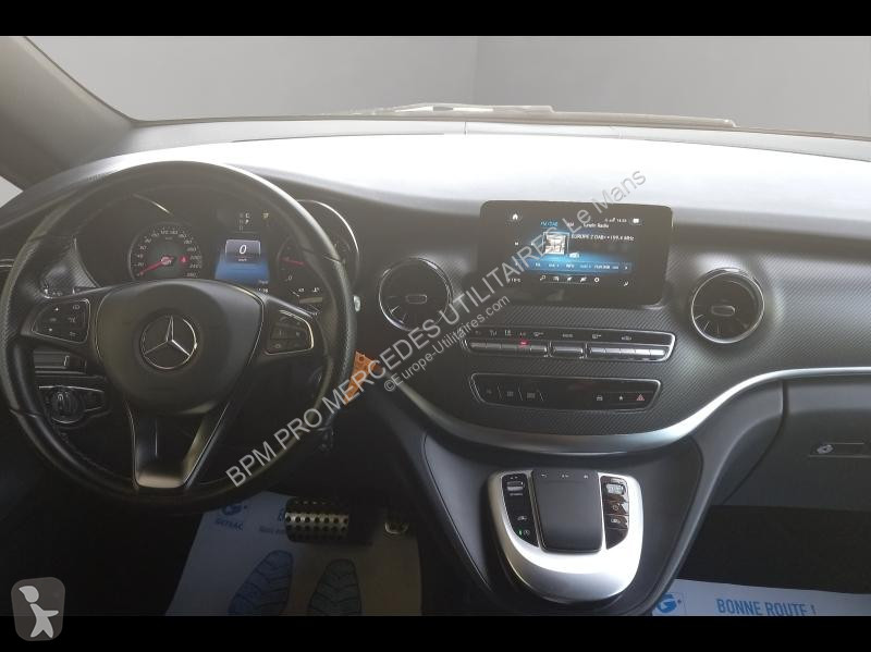 Véhicule utilitaire Mercedes 220 d Extra-Long...