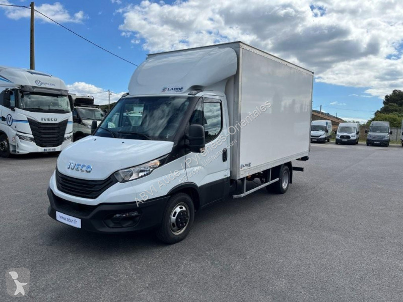 عربة نفعية Iveco 35C16H 3.0 DAILY CAISSE LABBE...