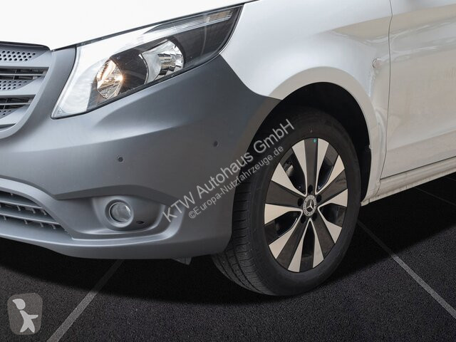 عربة نفعية Mercedes Vito 114...