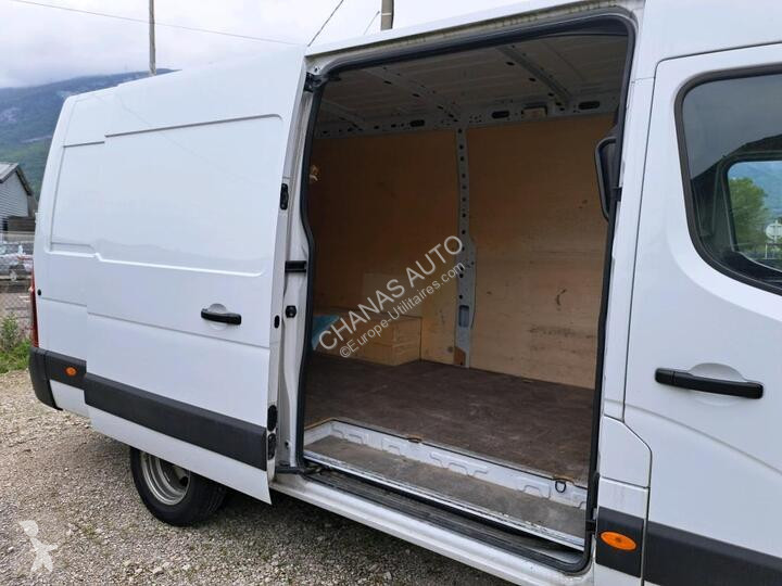 عربة نفعية Renault RJ3500 L3H2 2.3 Blue DCi 165...