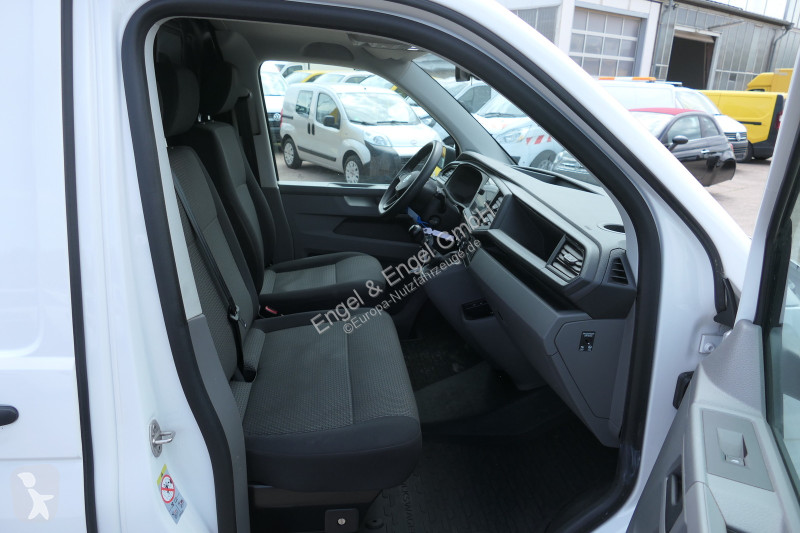 Volkswagen T6.1 Transporter 2.0 TDI 4Motion...