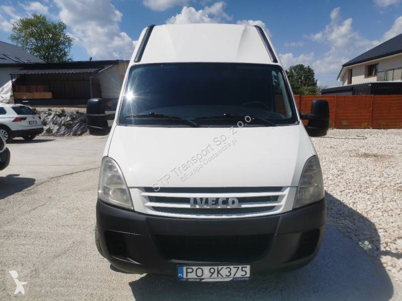 Samochód dostawczy Iveco