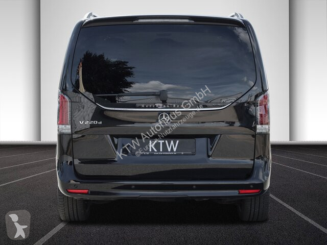 عربة نفعية Mercedes V 220 d...
