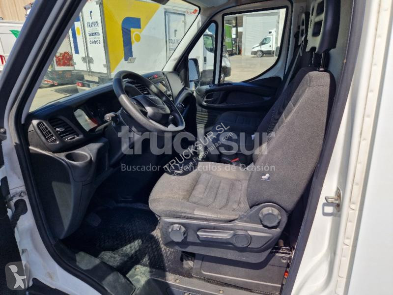 Iveco  DAILY 35S16 16M3 van