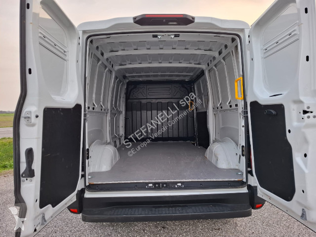 Nyttofordon Iveco DAILY 35S14 V