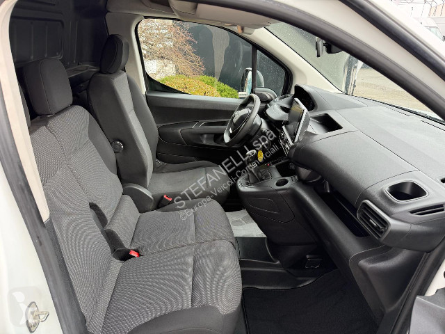 Furgoneta Peugeot PARTNER PREMIUM L1 BLUE HDI 100
