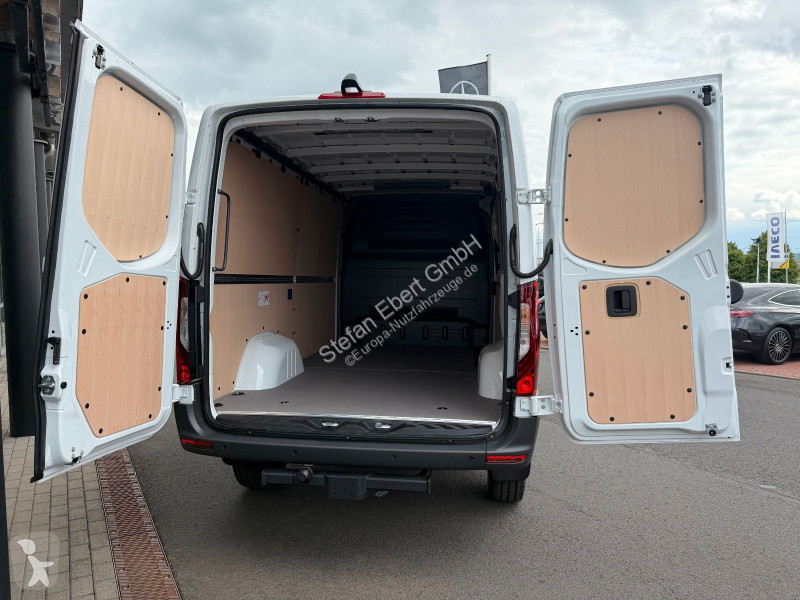 Mercedes 319 CDI 4x4 Klima AHK DISTRONIC...