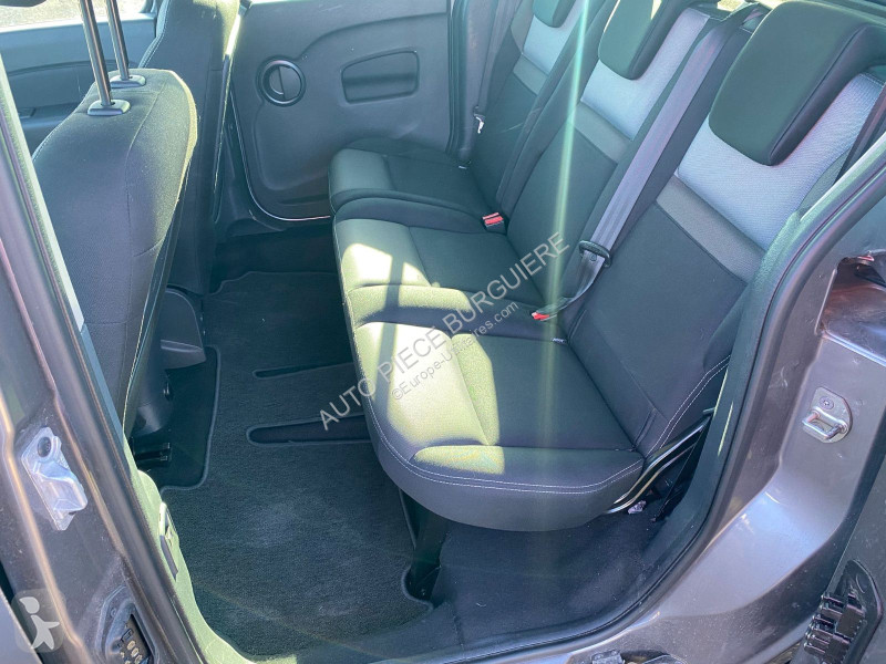 عربة نفعية Renault II 1.5 BlueDCi 115 Intens VP...