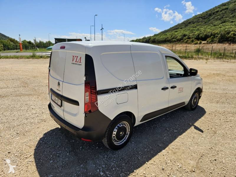 عربة نفعية Renault