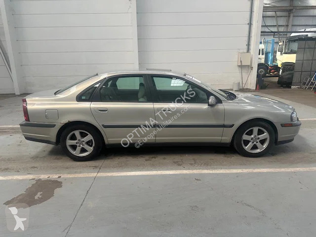 Samochód dostawczy Volvo T6 / 6CYL