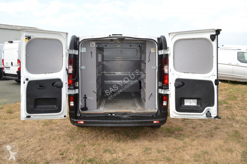 Furgoneta Renault RENAULT TRAFIC III FG L1H1...
