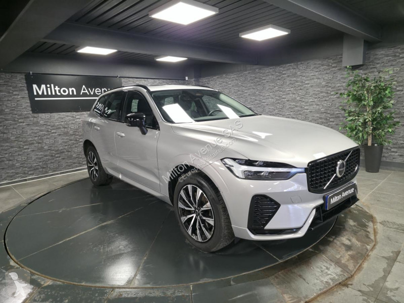 Samochód dostawczy Volvo XC60 B4 Micro-Hybride...