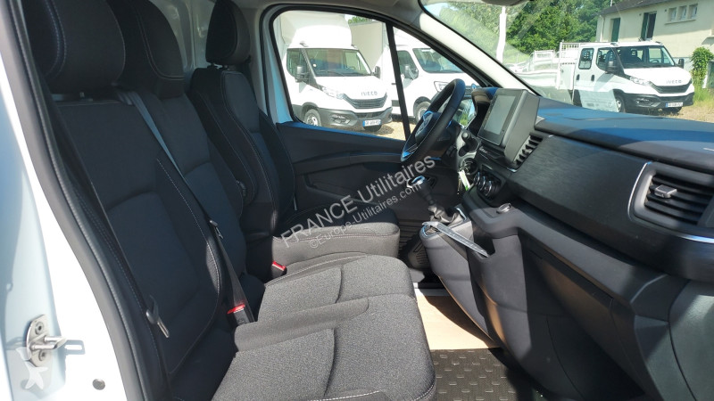 عربة نفعية Nissan PRIMASTAR FG L2H1 3T1 2.0 DCI...
