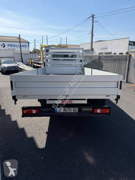 Samochód dostawczy Iveco