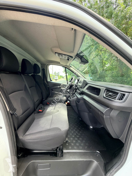 Furgoneta Renault L1H1 2T8 2.0 dCi 110ch Confort