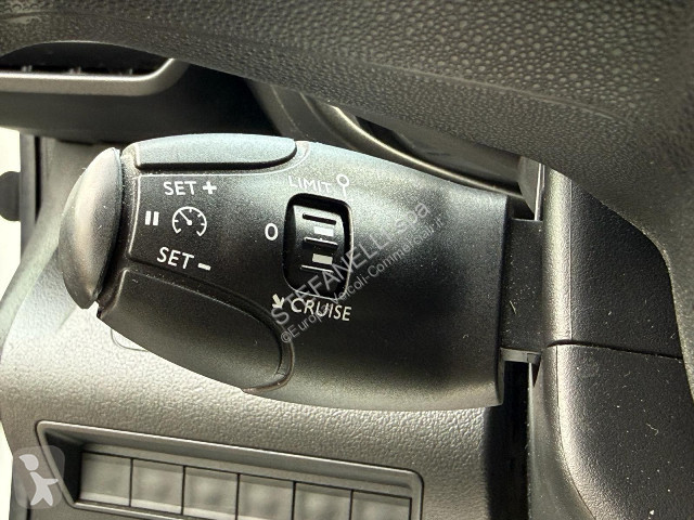 عربة نفعية Citroën BERLINGO M CLUB 130 EAT 8
