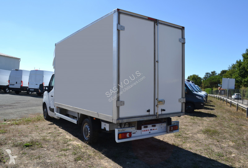 Véhicule utilitaire Renault RENAULT MASTER III...