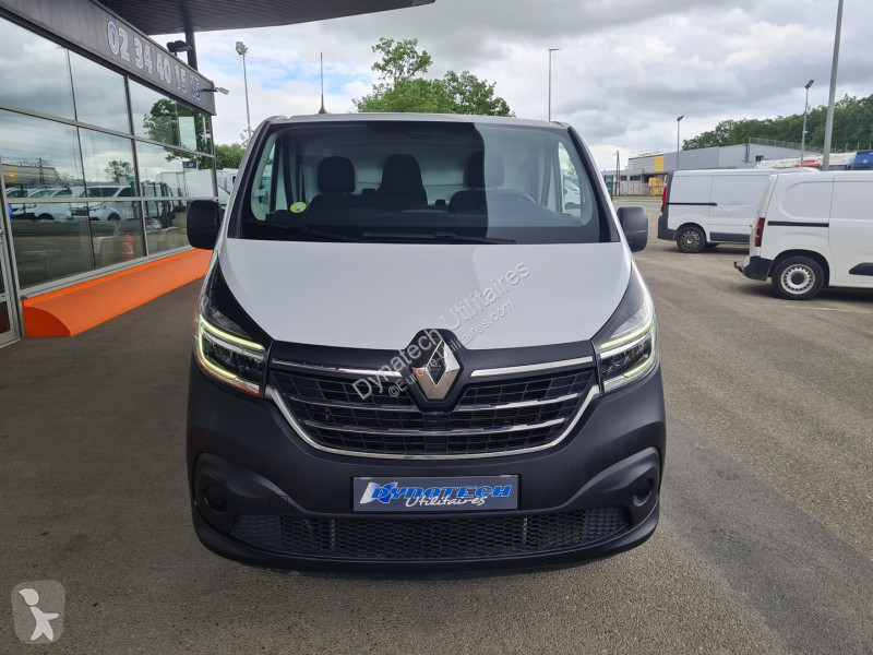 Véhicule utilitaire Renault TRAFIC III FG L1H1...