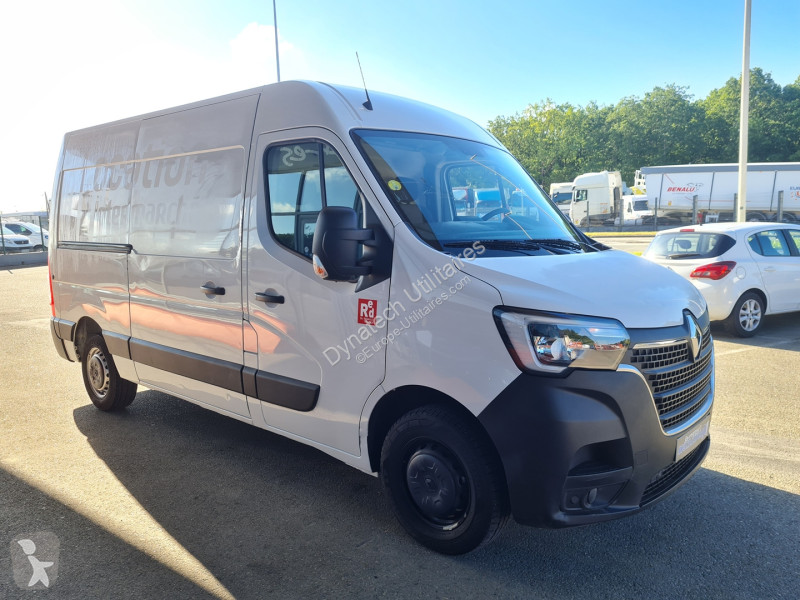 Véhicule utilitaire Renault MASTER III FG F3300...