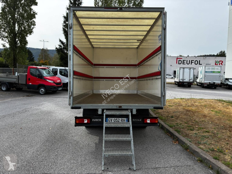Коммерческий автомобиль Iveco CCb 35C16H 3.0 -...