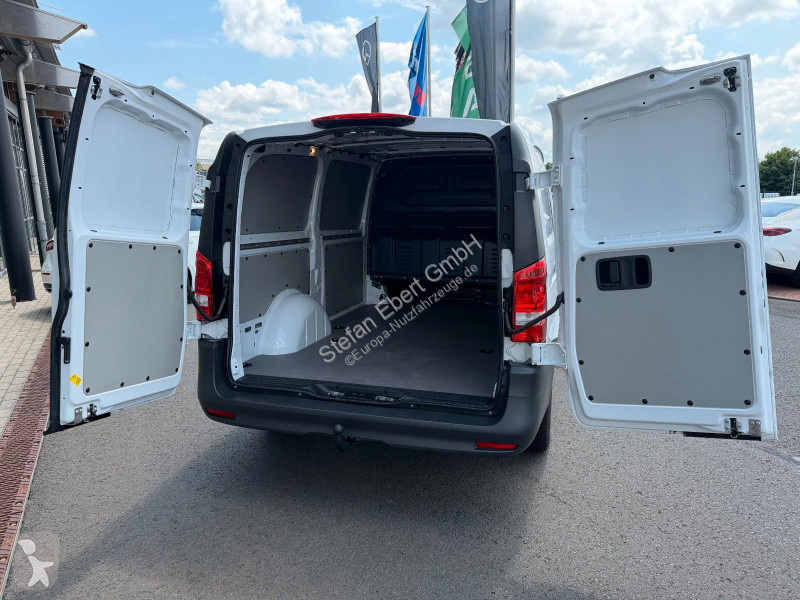 Furgoneta Mercedes Vito  3200 Klima Kamera LED AHK