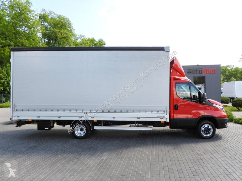 Veicolo commerciale Iveco 50C18 DAILY